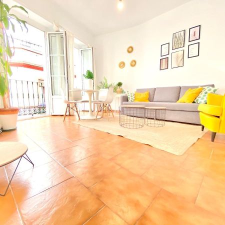 Comfortable Studio Old Town, Parking Optional إشبيلية المظهر الخارجي الصورة