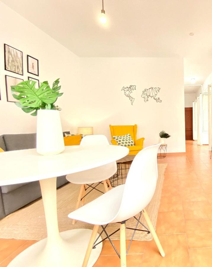 Comfortable Studio Old Town, Parking Optional إشبيلية المظهر الخارجي الصورة