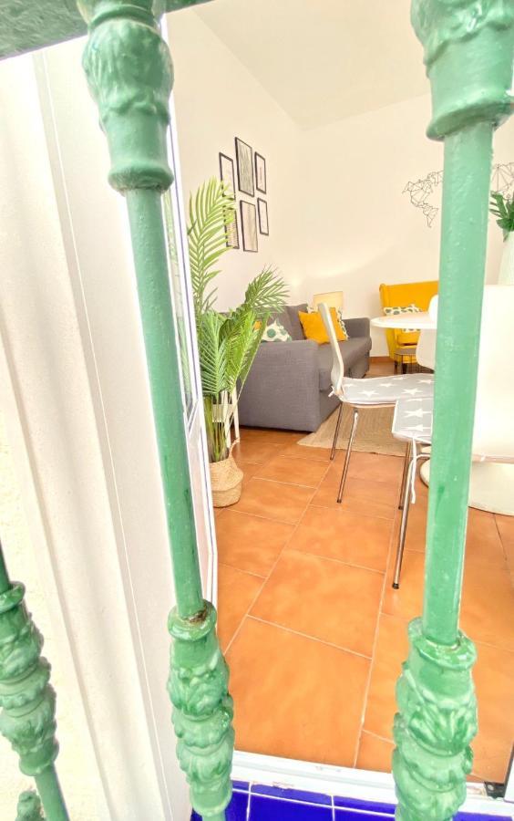 Comfortable Studio Old Town, Parking Optional إشبيلية المظهر الخارجي الصورة