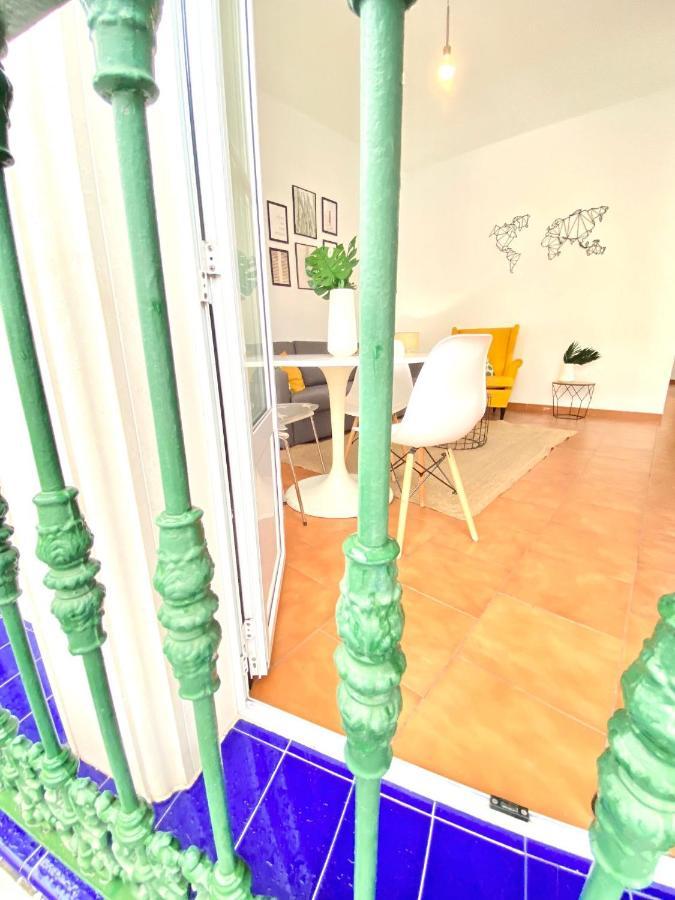 Comfortable Studio Old Town, Parking Optional إشبيلية المظهر الخارجي الصورة