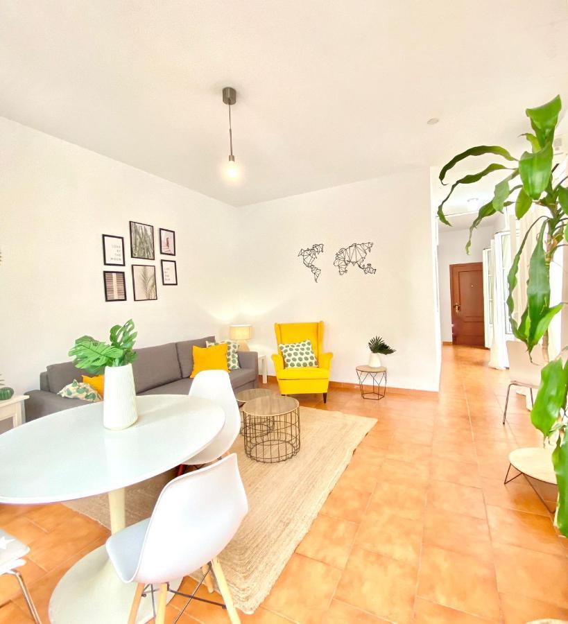 Comfortable Studio Old Town, Parking Optional إشبيلية المظهر الخارجي الصورة