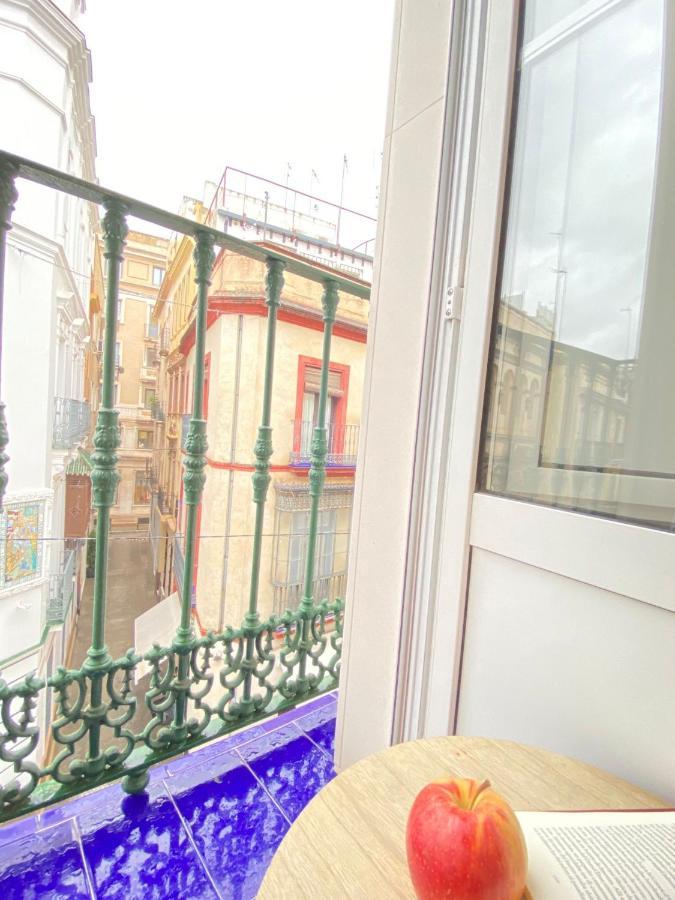 Comfortable Studio Old Town, Parking Optional إشبيلية المظهر الخارجي الصورة