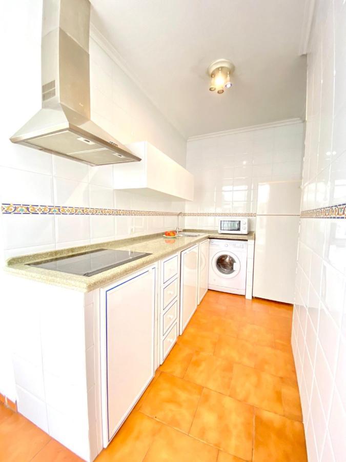 Comfortable Studio Old Town, Parking Optional إشبيلية المظهر الخارجي الصورة