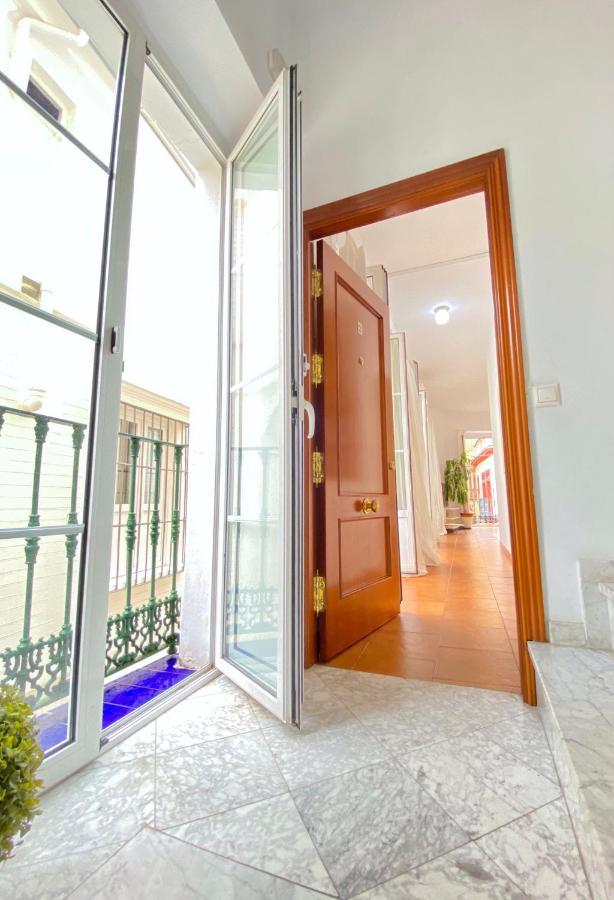 Comfortable Studio Old Town, Parking Optional إشبيلية المظهر الخارجي الصورة