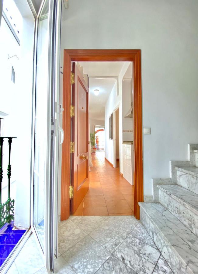 Comfortable Studio Old Town, Parking Optional إشبيلية المظهر الخارجي الصورة
