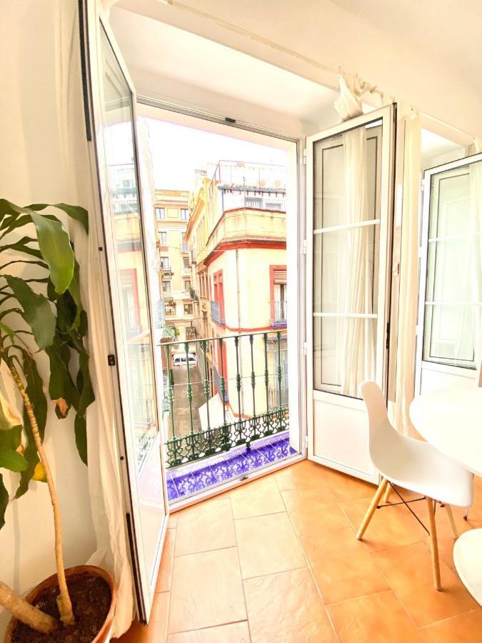 Comfortable Studio Old Town, Parking Optional إشبيلية المظهر الخارجي الصورة