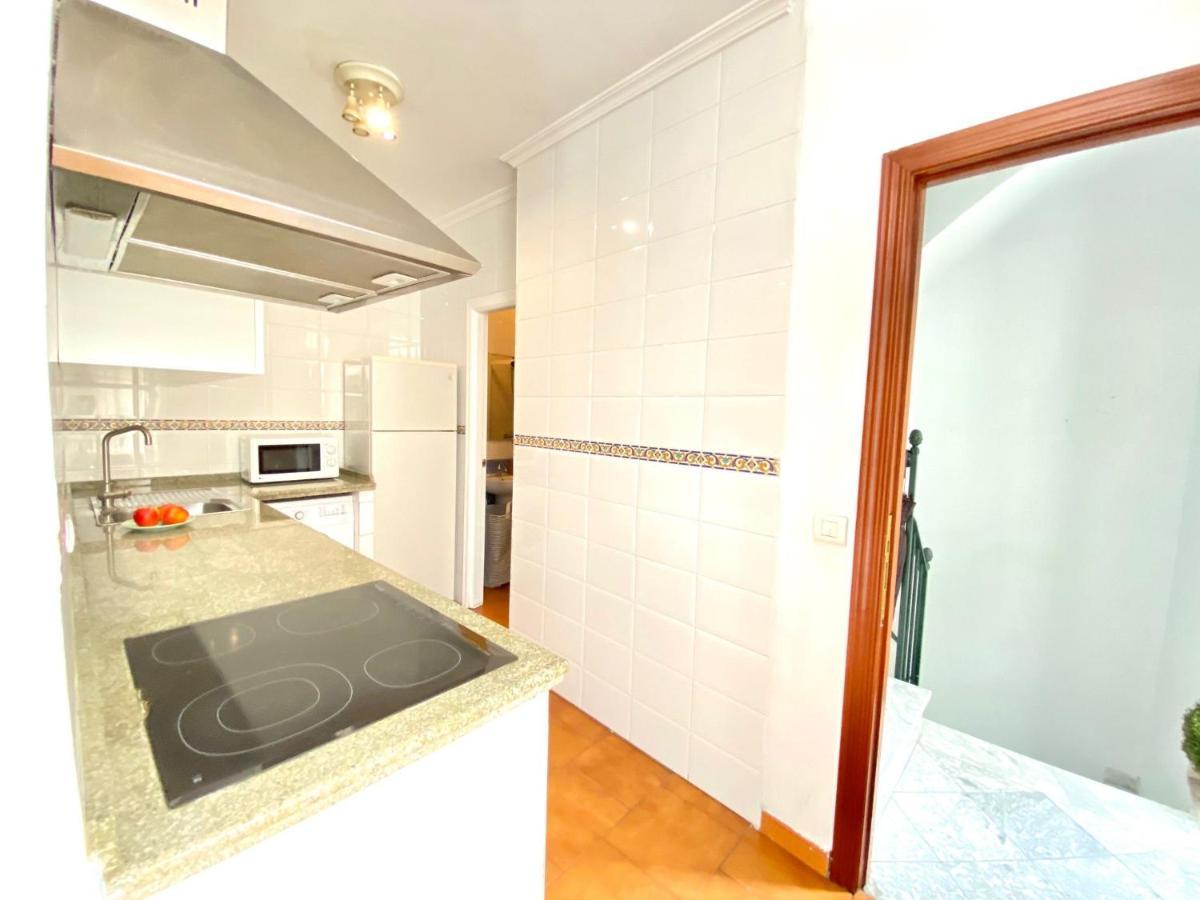 Comfortable Studio Old Town, Parking Optional إشبيلية المظهر الخارجي الصورة