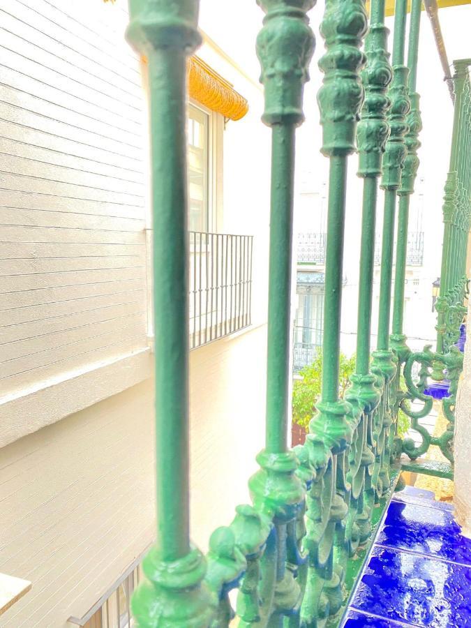 Comfortable Studio Old Town, Parking Optional إشبيلية المظهر الخارجي الصورة